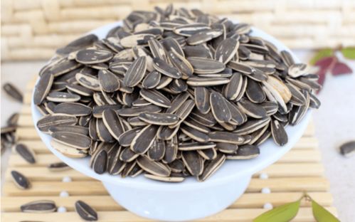 警惕！略阳市场曝光 一批次原味瓜子抽检不合格，五香瓜子安全引关注